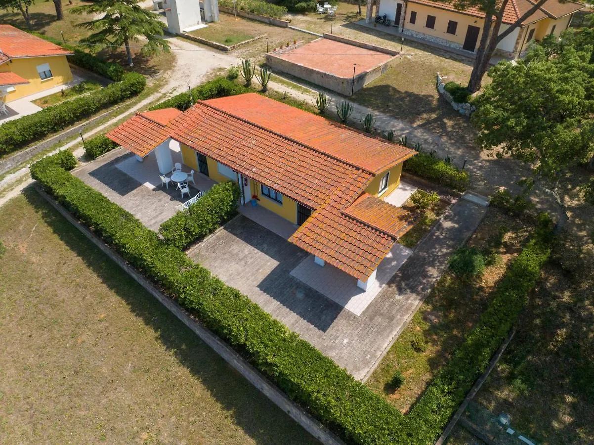 Villino Nel Bosco Villa Capoliveri  Holiday home